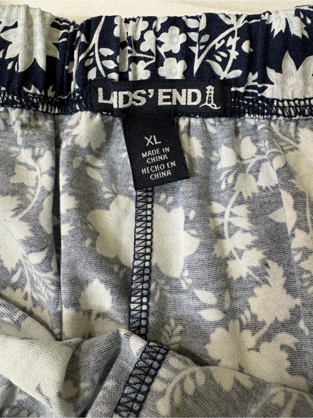 Lands' End Pajama Pants Size XL Navy White Floral Drawstring Lounge Pants - Picture 3 of 9